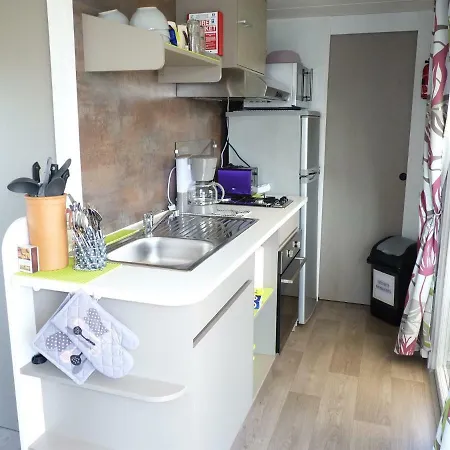 Κάμπινγκ Mobilhome 111