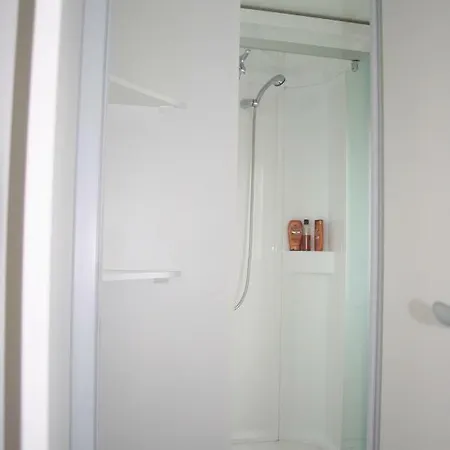 Mobilhome 111 Κάμπινγκ 4*